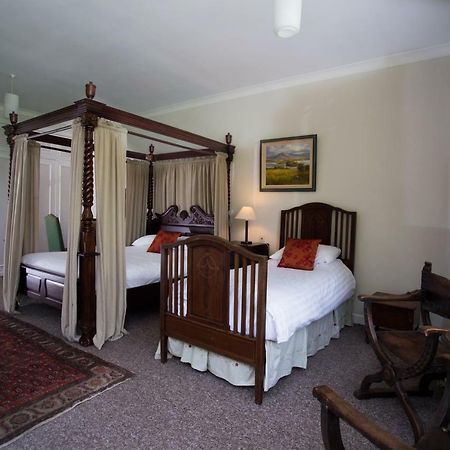 Ross Castle B&B Oldcastle 外观 照片