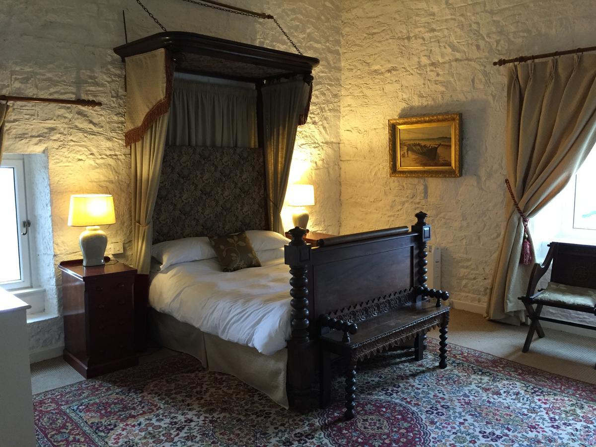 Ross Castle B&B Oldcastle 外观 照片